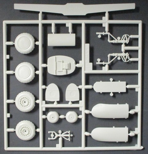 AMT/Ertl 1/48th Scale A-20J Havoc - Parts Lot 5 from Kit No. 8895