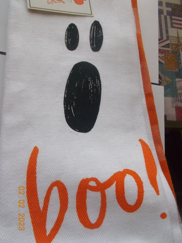 2 Nuevos Plato/Toallas de Té 25"" x 15"" Naranja Blanco y Negro Temático de Halloween - Imagen 4 de 4
