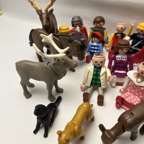 25x Large Bundle Lot Playmobil Figures, Horses and Animals - Picture 6 of 8