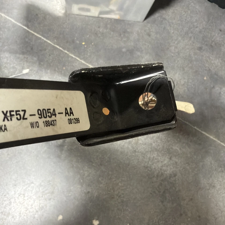 OEM Fuel Tank Strap - Ford XF5Z-9054-AA Mercury Villager 1993-2000 - Image 2 of 4