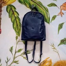 COACH AND FOUR - Dark Navy - Soft Smooth Leather - Backpack Made in Italy - EUC