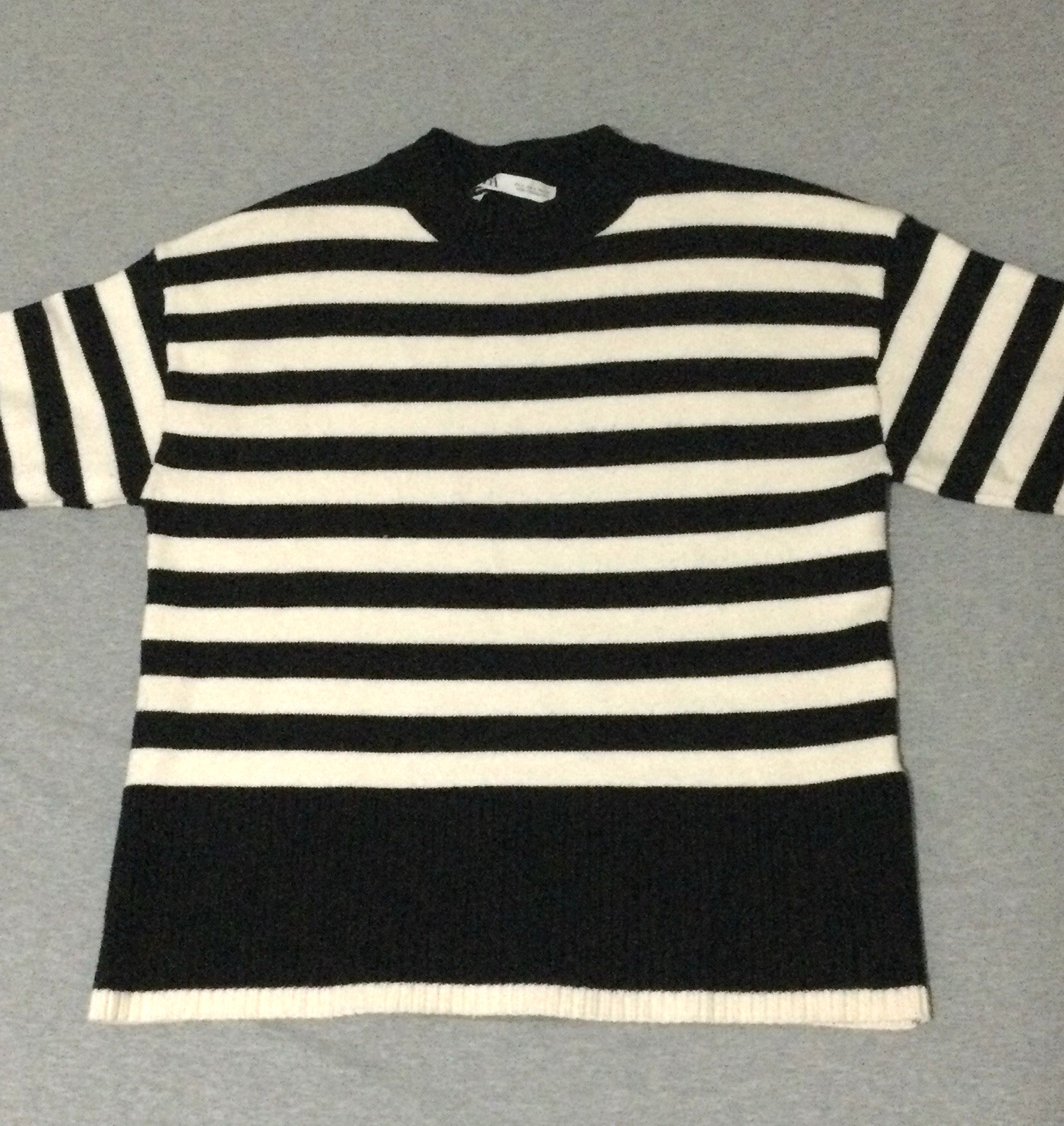 Zara Blouse Womens small black and cream  Stripe Sweater