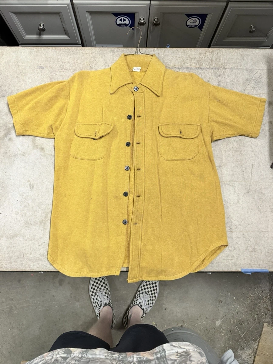 Short Sleeve Button-Front 1960s Vintage Casual Shirts for Men for