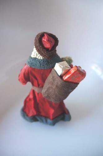OLD WORLD STYLE STANDING SANTA CLAUS FIGURE - Picture 2 of 3
