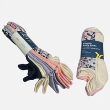 Old Navy Women’s 5 Pack Lightweight Active Athletic Ankle Socks w/ Heel Guard