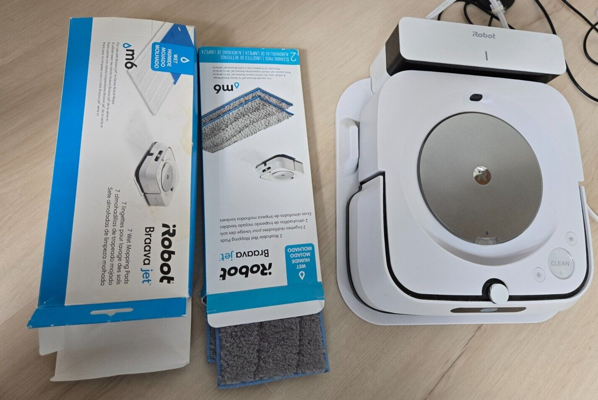 iRobot Braava M6 M6110 Ultimate Jet Spray Robot Mop Wi-Fi 