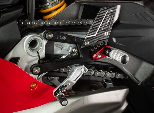 Estribos hacia Atrás Lightech R Versión Reposapiés Articulado para Ducati - Imagen 2 de 5