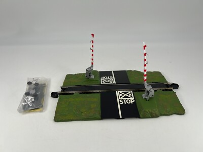 #ad Bachmann Green #143 3027 E Z Track HO Scale Dual Crossing Gates NEW Complete $16.99