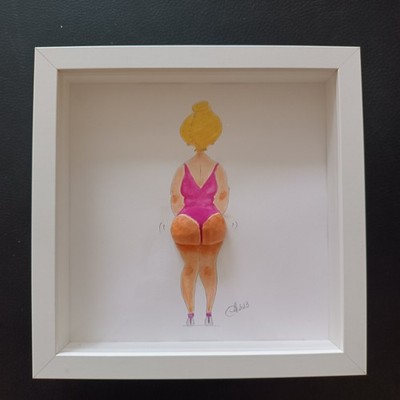 Bild mit Rahmen Mollige Dame Dicker Po 3 D Original Pink