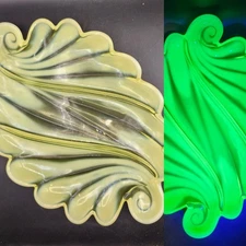 Duncan Miller Vaseline Glass Canary Yellow Sanibel Scalloped Divided Tray GLOWS