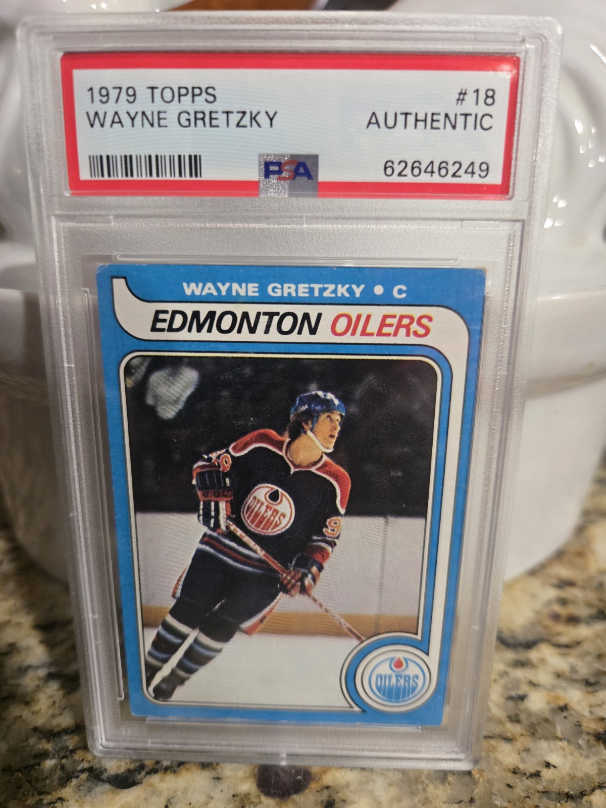 1979 Topps Wayne Gretzky #18 Rookie PSA Authentic *Sharp*