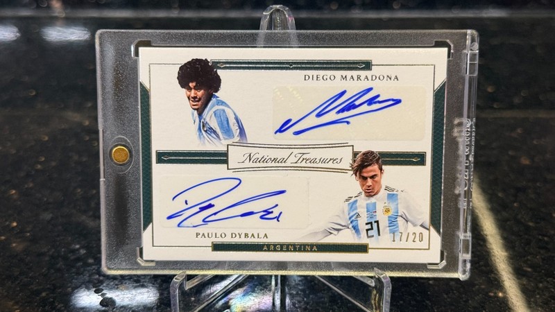 2018 National Treasures Diego Maradona Paulo Dybala Auto  Argentina  /20