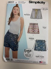 Simplicity 8651 Pattern: Learn TO Sew Easy Dr...