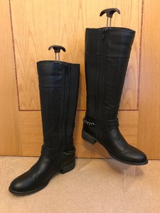 black leather boots size 6
