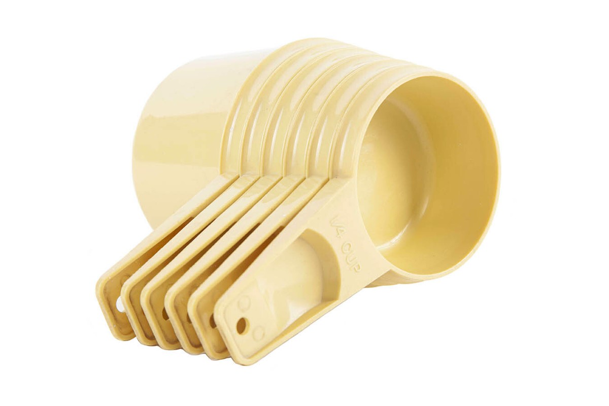 Vintage Set of 6 Yellow Tupperware MEASURING 1/4 -1 Cups 761