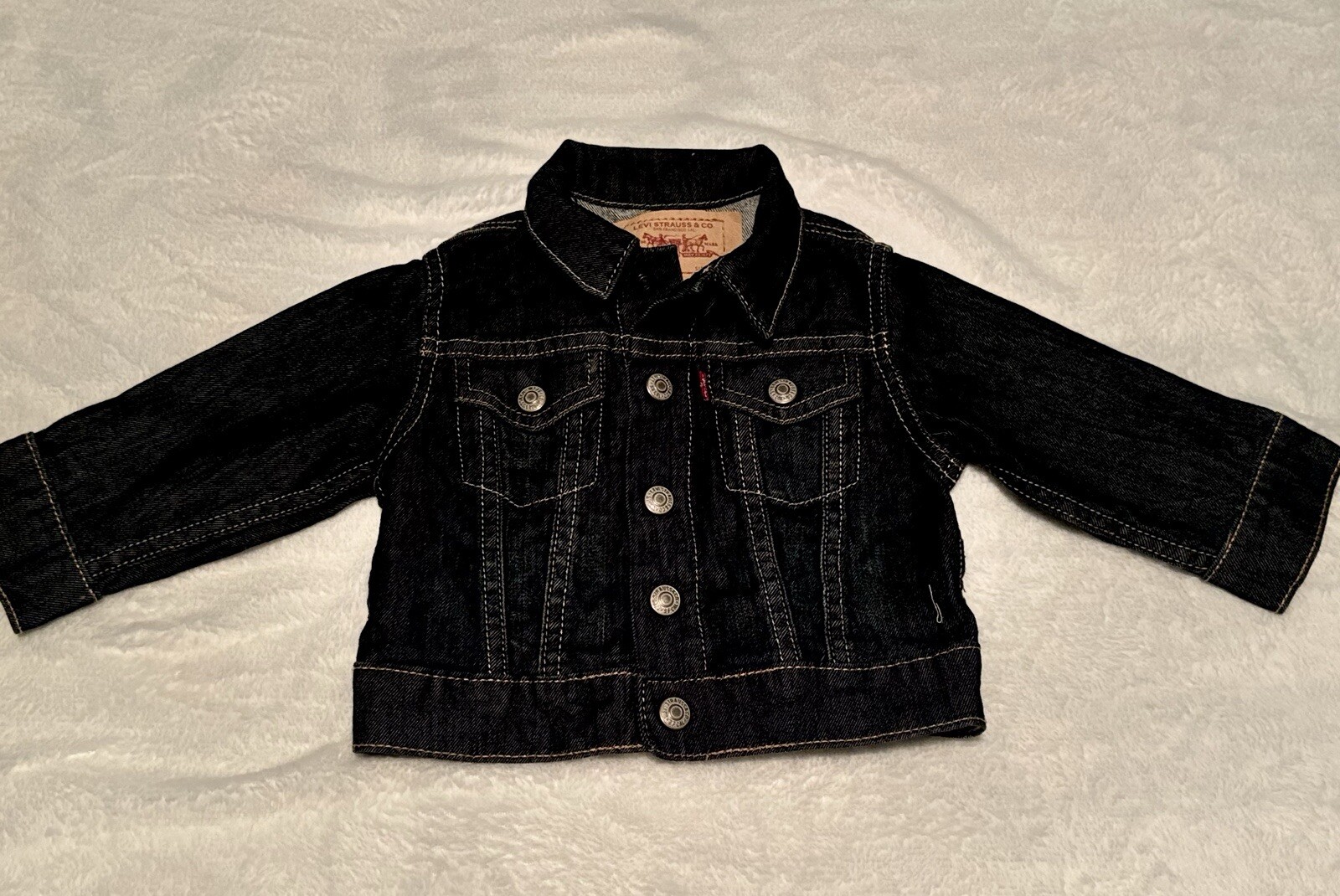 New Levis authentic logo dark wash denim Jeans Jacket Baby size 3-6 6 months
