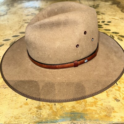 Akubra Coober PettyTerritory Hat 57 Kangaroo Tail Band