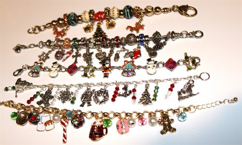 Vintage In Seattle Jewelry-Fabulous mixed Christmas charms Bracelet Lot#438