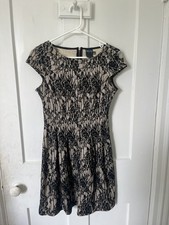Black Floral Lace Overlay Womens Dress's Size 4 Formal Evening Gabby Skye