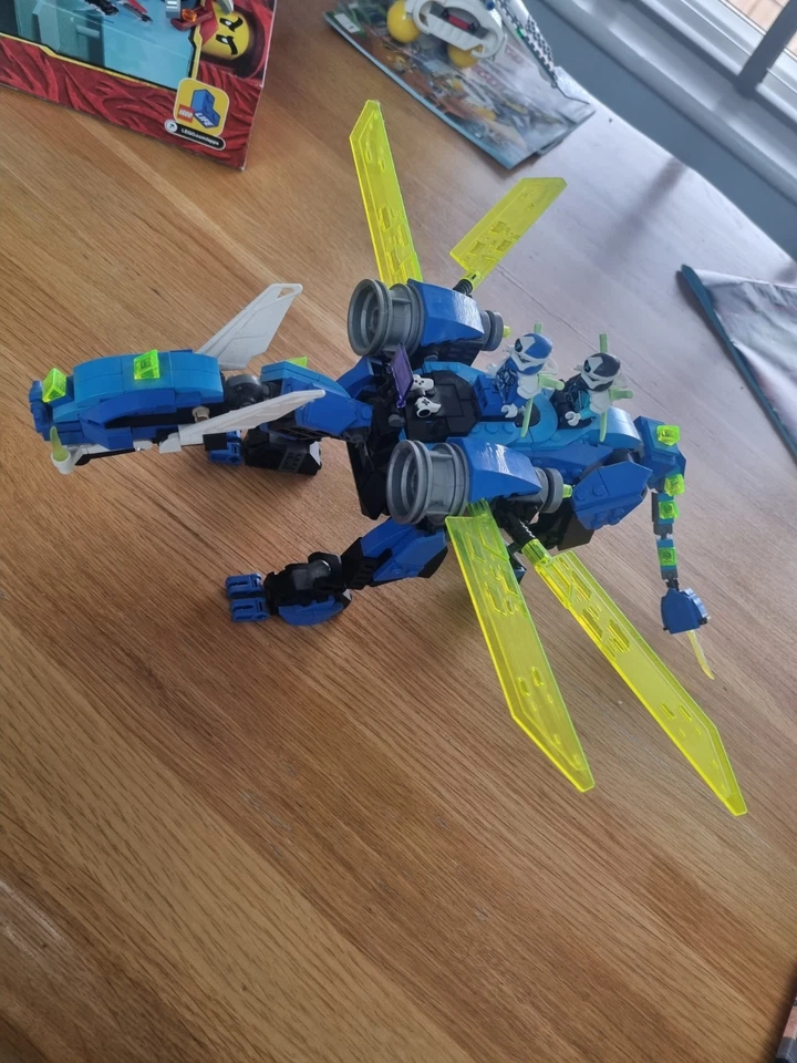 LEGO Ninjago 71711 Jay's Cyber Dragon, photo 2 of 3