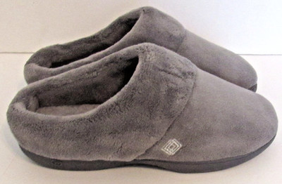 ISOTONER WOMEN'S SLIPPERS EXTRA  LARGE 8.5-9  SIGNATURE  MEMORY FOAM