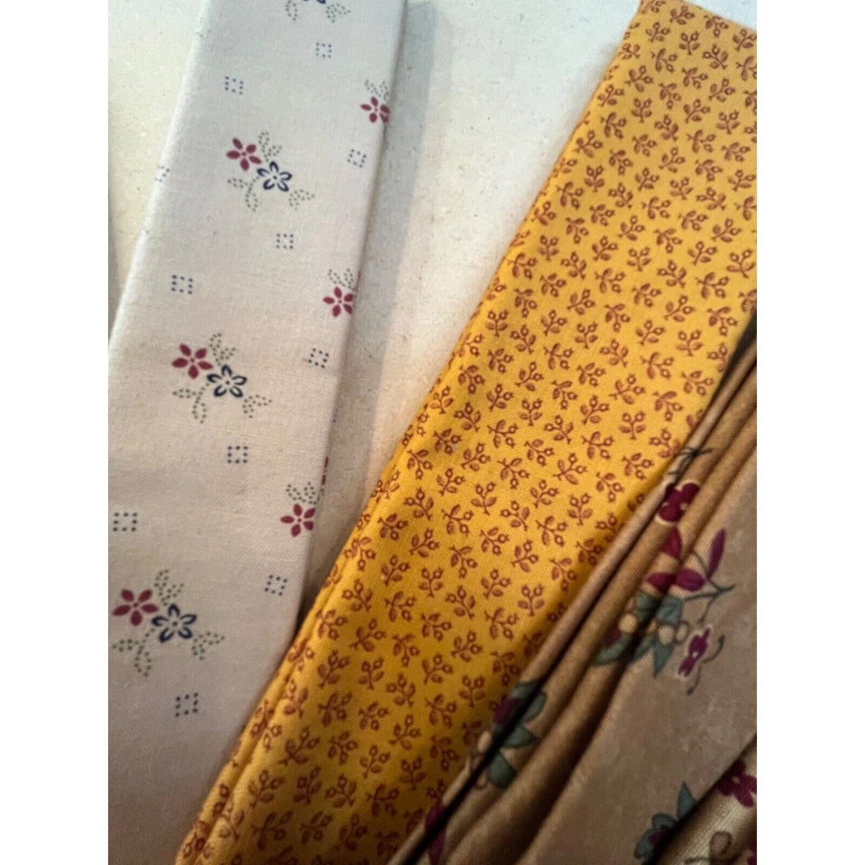 Cuarto Graso de Varios Diseñadores Crema, Amarillo y Marrón--6 Piezas Tela Moda Foto 3 de 4