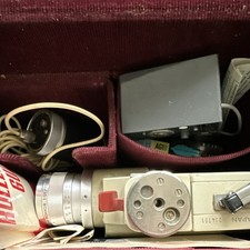 Minolta Zoom 8 Zoom Reflex Standard 8 mm Beige Movie Camera with Accessories