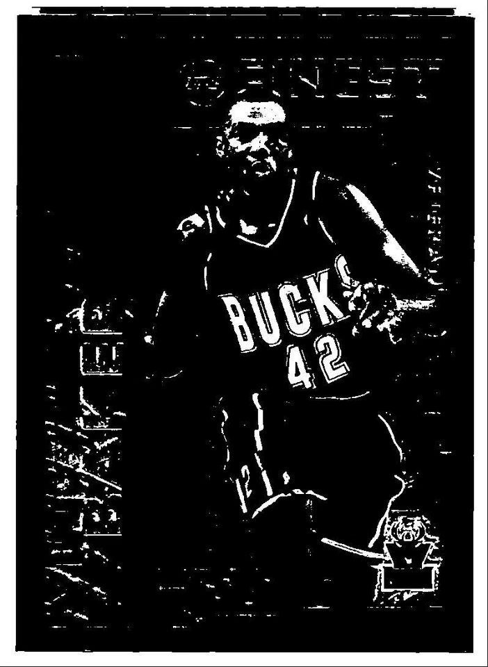 1995-96 Finest Shawn Respert / Vin Baker Rookie/Veteran #RV-8 - Image 2 of 2