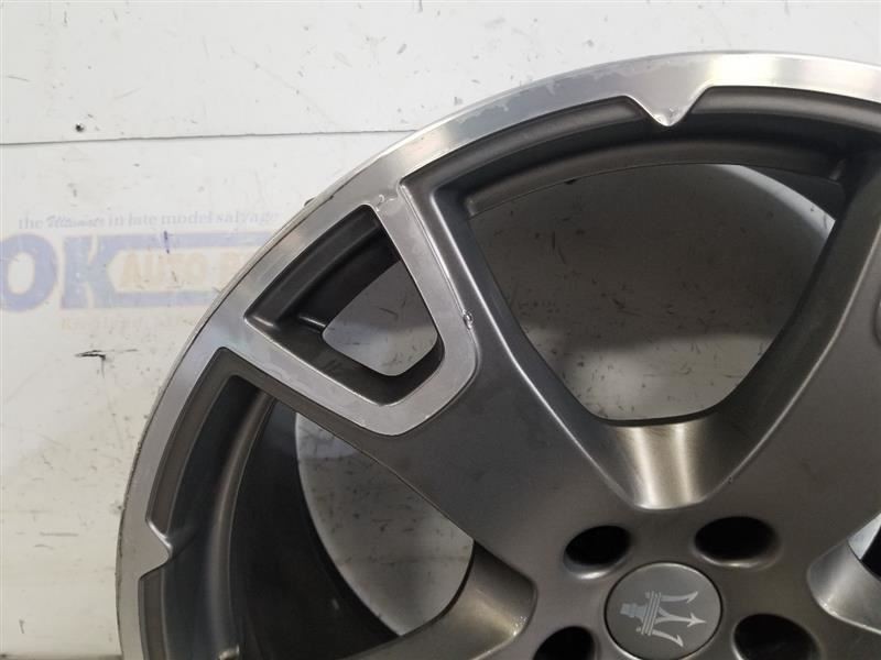 19 2019 MASERATI LEVANTE OEM 20X9 FRONT WHEEL RIM 670044701