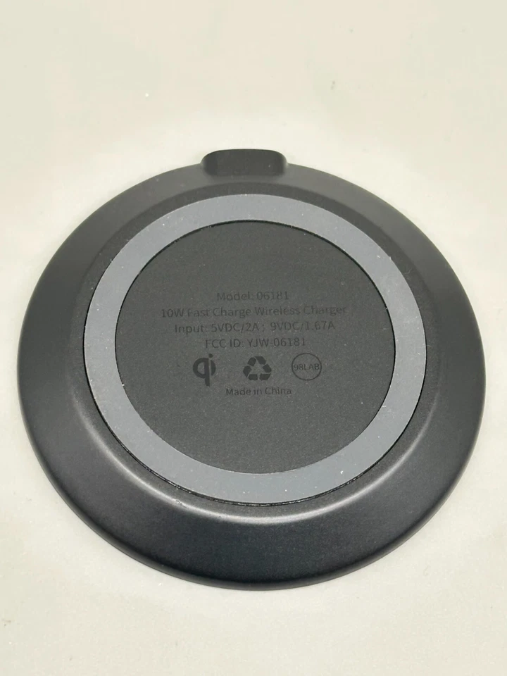 LOT of 30 AT&T 10W Fast Charge Wireless Charging Pad 06181 Black -Good - Image 3 of 4