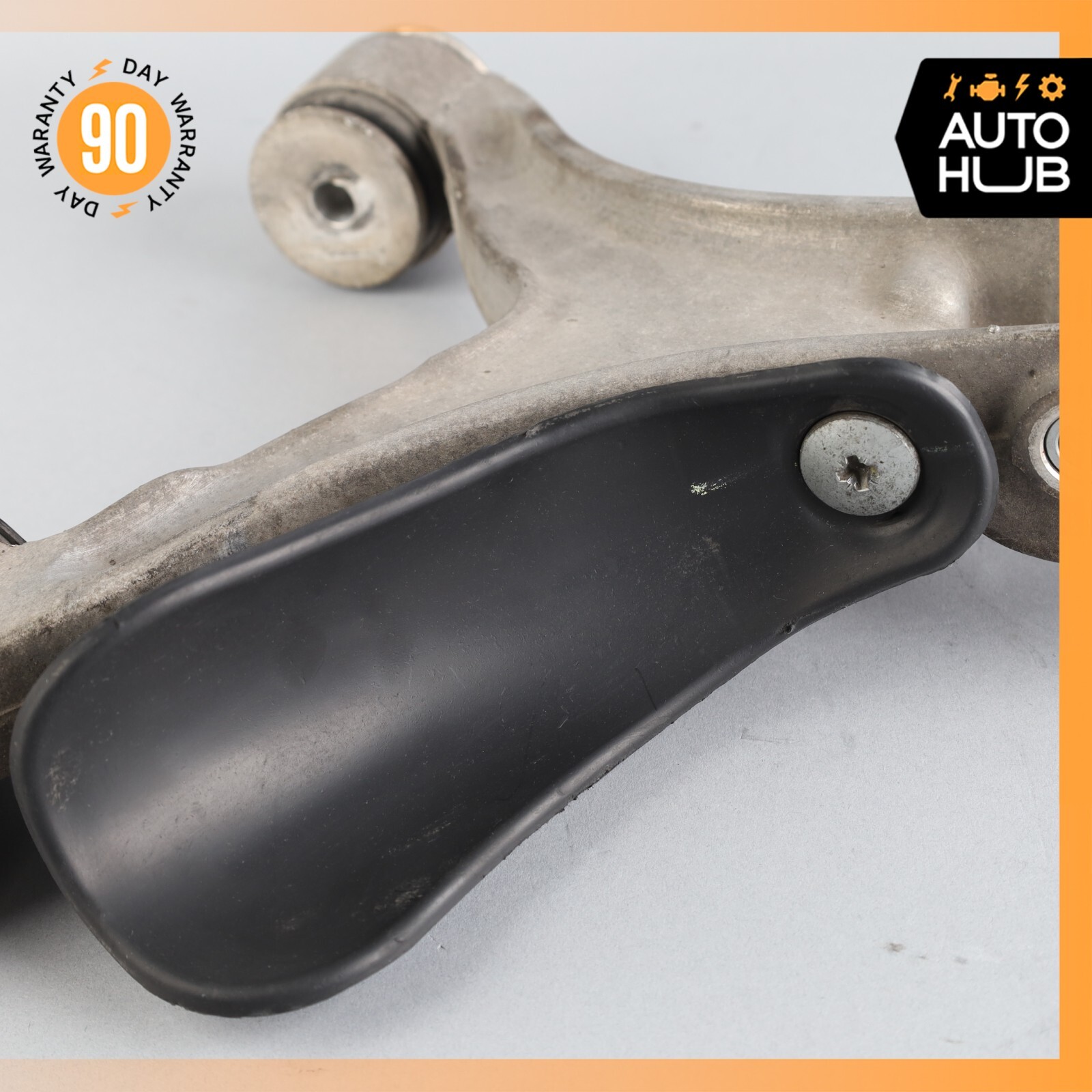 03-10 Maserati Quattroporte M139 Front Left Lower Control Arm 3206582 OEM 51k