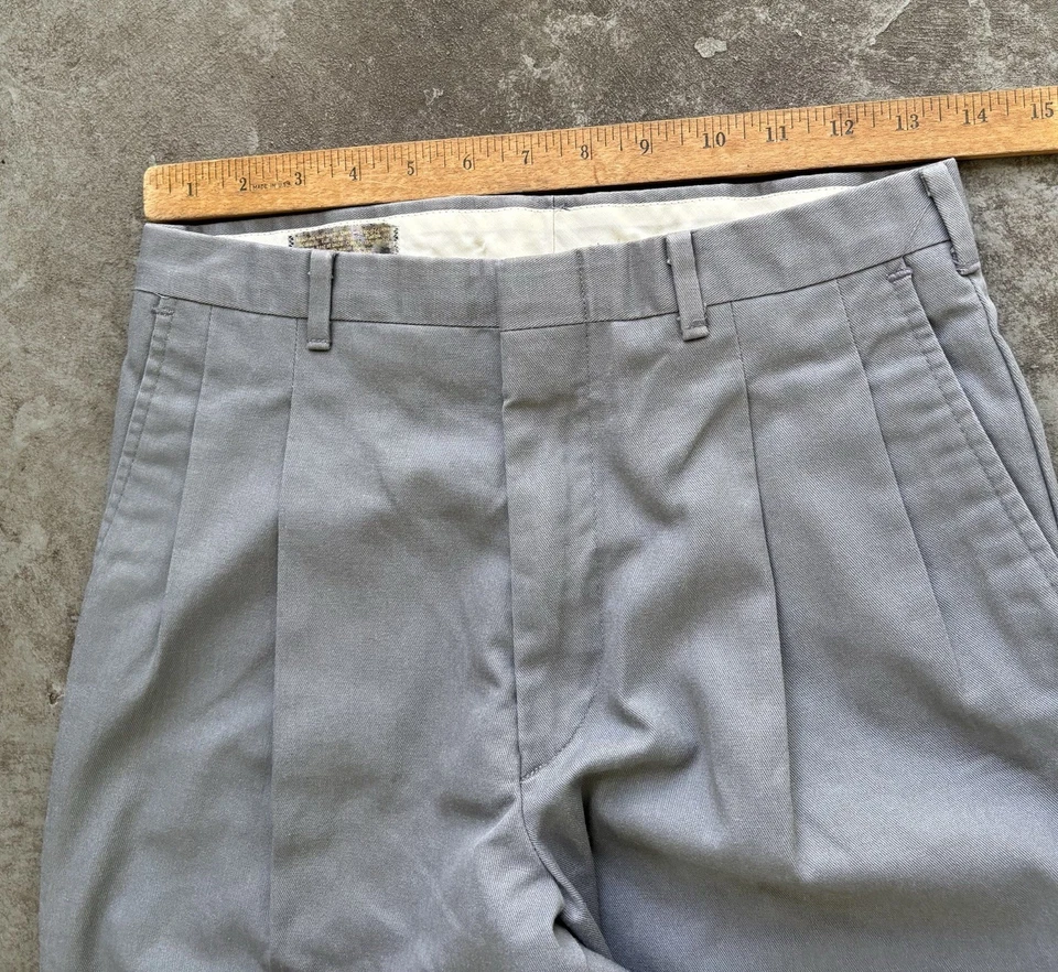 VTG Men’s Relaxed Pleated Gray Chino Pants 27x31 Talon Zipper Faded Distressed - Image 4 of 4