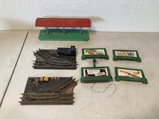 Vintage Lionel O Gauge Train Track Switches Accessories Lot Station Billboards