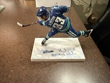 VANCOUVER CANUCKS AUTOGRAPHED HENRIK SEDIN FIGURE WITH 2011 FINALS INSCRIPTION!!