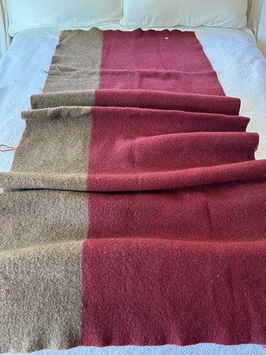 Vtg Double Face wool fabric Blanket Remnant Thick Khaki Brown Red 32”x 84” - Picture 3 of 17