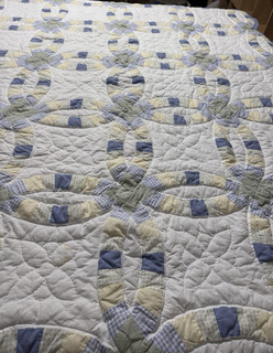 Vintage Style Hand Quilted Double Wedding Ring Quilt 64x82 twin #134