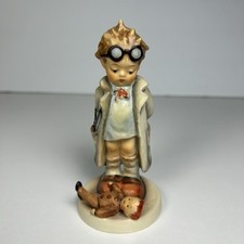 Goebel Hummel “The Doctor” Figurine 127 TMK6 5  Signed From 1984 Mint Vintage