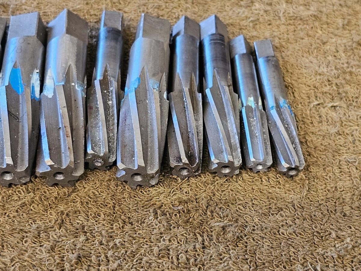 10 M.R. & T MRT Hand Chucking Reamers 6 8 Flute 3/4 3/8 1/4 1/8