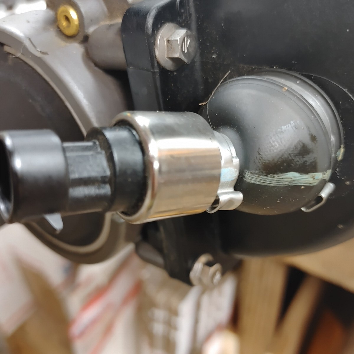 Mercury Verado 300HP Map Pressure Sensor & Boot OEM