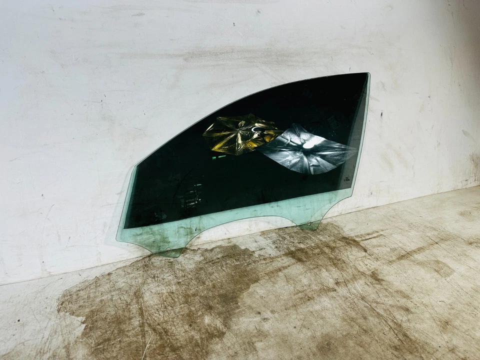 09-16 AUDI A4 Quattro Puerta delantera izquierda conductor ventana vidrio tintado AK2206158 OEM Foto 2 de 4