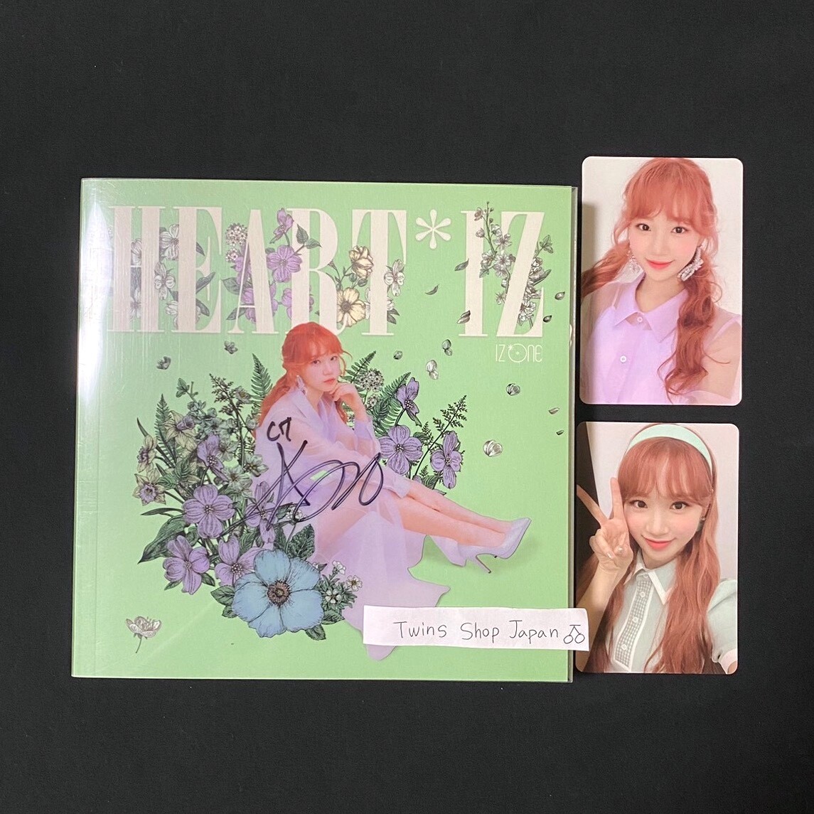 IZ*ONE HEART*IZ (Violeta) autographed signed Chaewon + 2 photocard