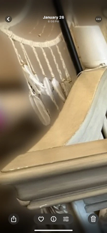 Lote de cama de bebé Kingsley Wessex con concha marina, riel protector para niños pequeños y kit de conversión Foto 2 de 4