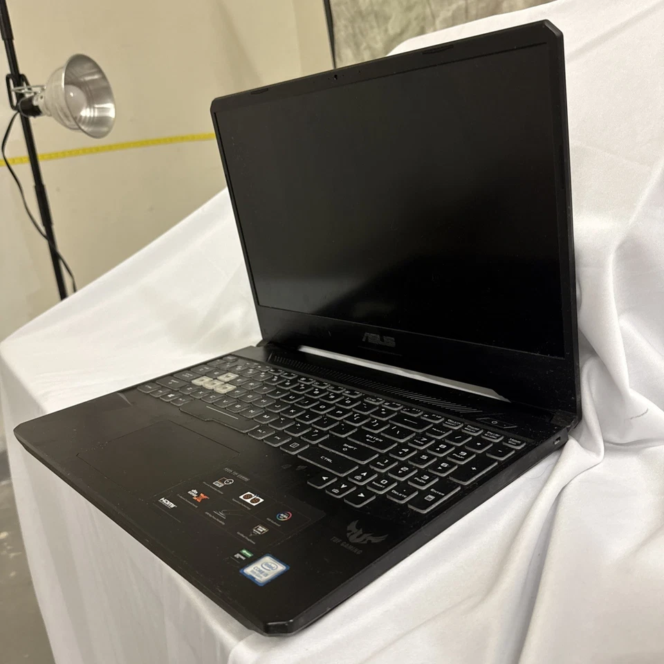 kostenloser Versand🔥 ASUS FX505G TUF 15,6"Intel i7/8GB/512GB/GTX1650 Laptop + Strom - Bild 4 von 4