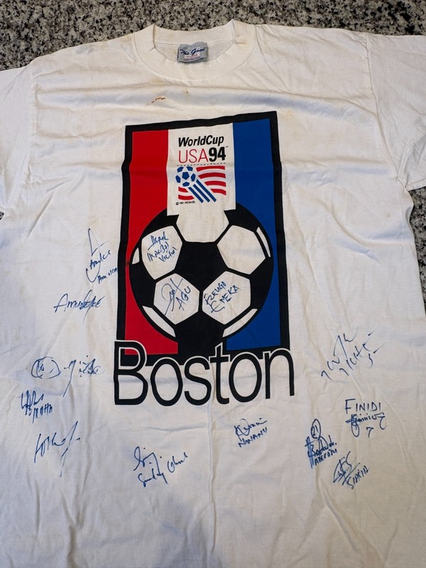 1994 FIFA World Cup Nigeria Super Eagles Team Signed Shirt 12 Player Autographs