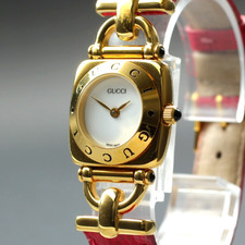 【MINT】 GUCCI 6300L Pink Horse bit Gold White Dial Qz Women's Watch From JAPAN