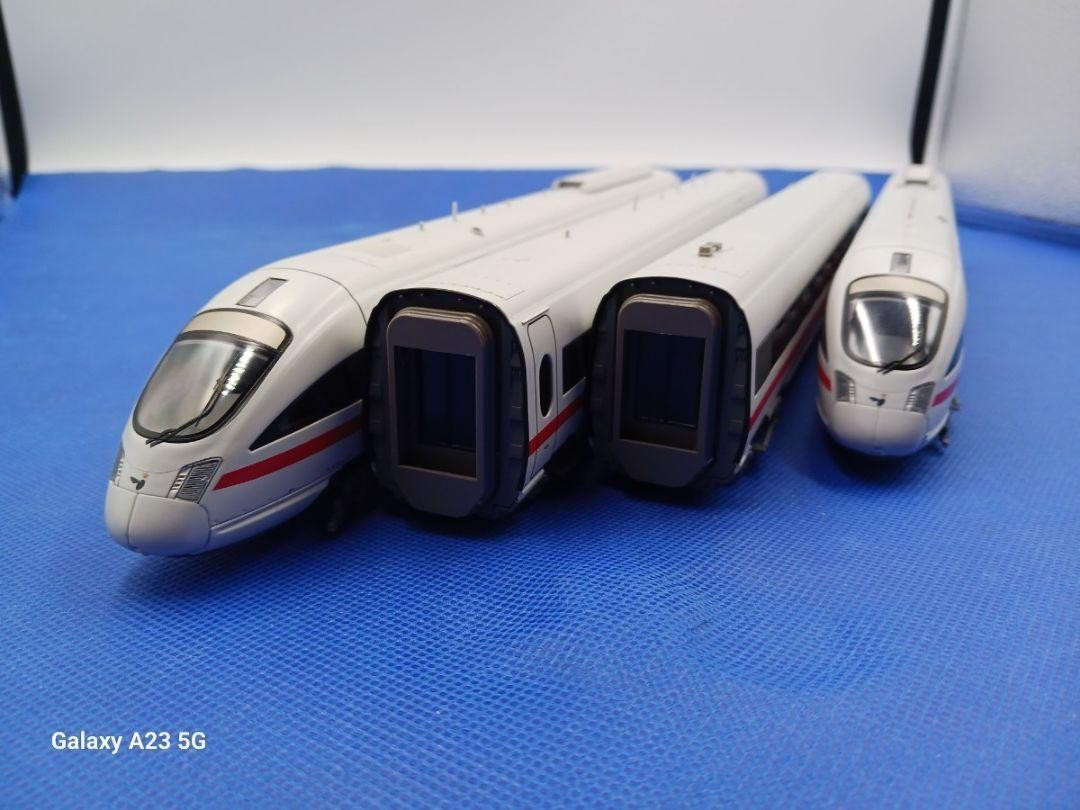 ROCO 72106 Dieseltriebzug DB DCCサウンド ROCO 72106 Dieseltriebzug DB DCCサウンド Roco 72106
