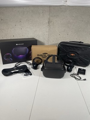 Oculus Quest Virtual Reality Headset, Case, Stand, And Cables, Black