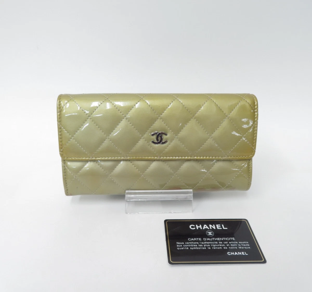CHANEL Gold Wallets for Women for sale | eBay display picture 1