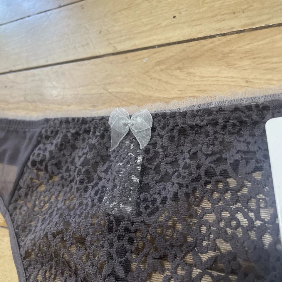 DKNY Thong Panties S Gray White Lace Bow Floral Sheer Panty Underwear S NEW NWT - Image 4 of 4