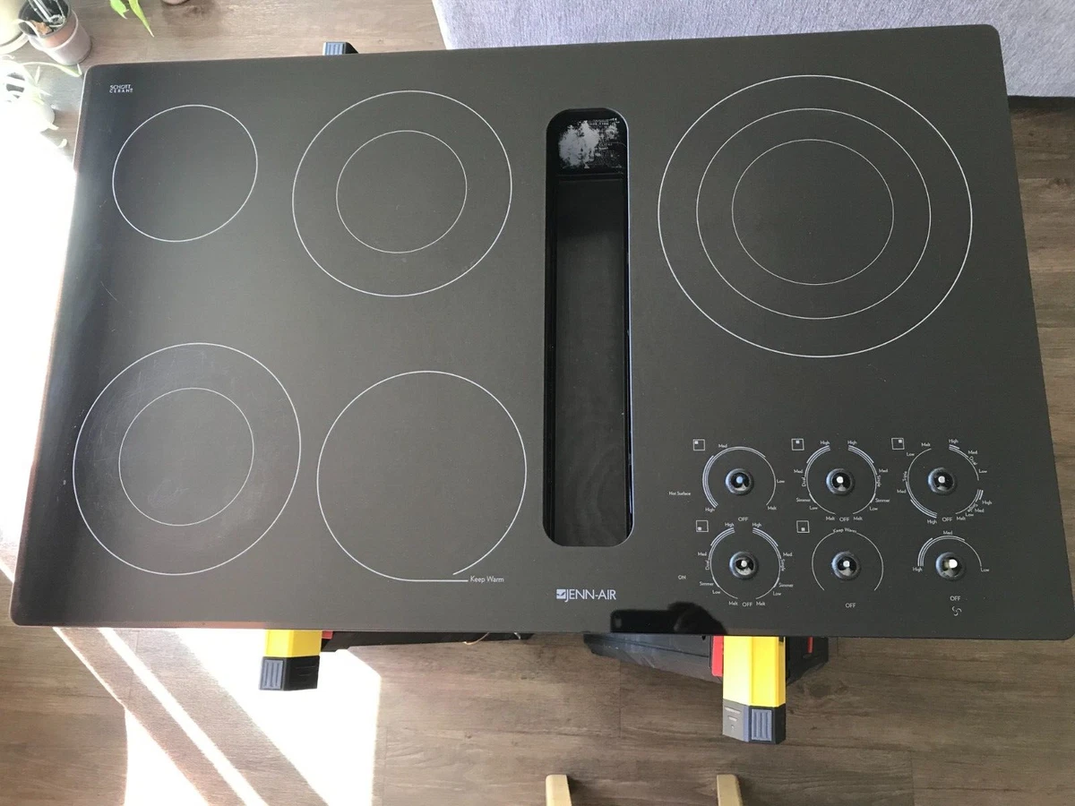 Jenn Air 36 Inch Electric Cooktop with 5 Radiant Elements